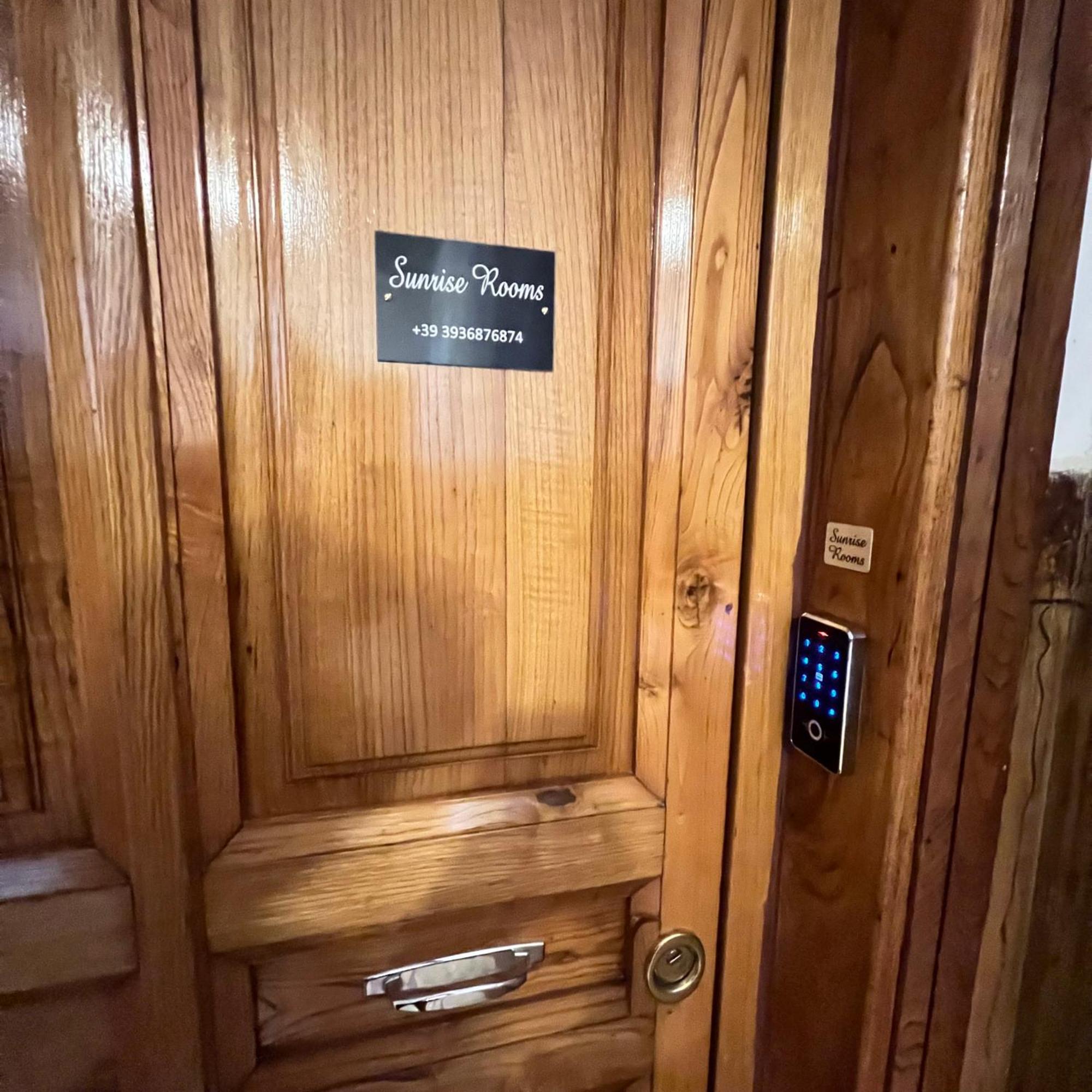 Sunrise Rooms Специя Экстерьер фото